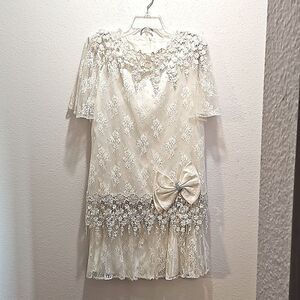 Vintage 2 piece wedding dress by Patra. Size 11/12